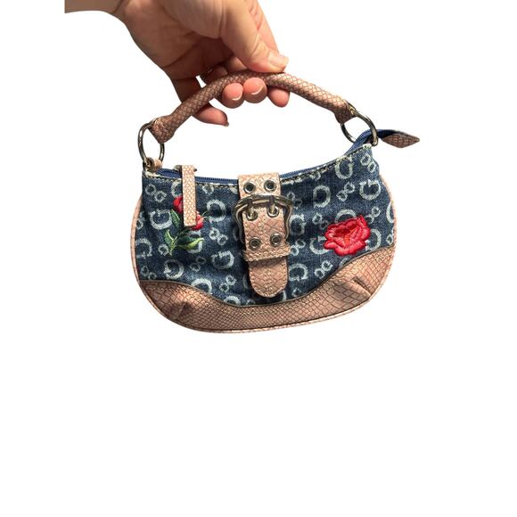 RARE Y2K Guess Monogram Denim Mini‎ Bag Pink
Snakeskin Floral Embroidery - Picture 5 of 5